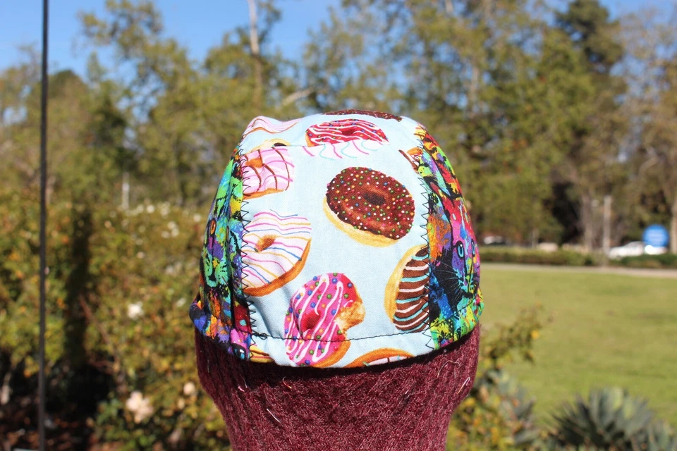 GORRA CICLISMO 100% ALGODÓN GATOS Y DONUTS HECHA A MANO EN EE. UU., NO DE CHINA S M L Foto 3 de 4
