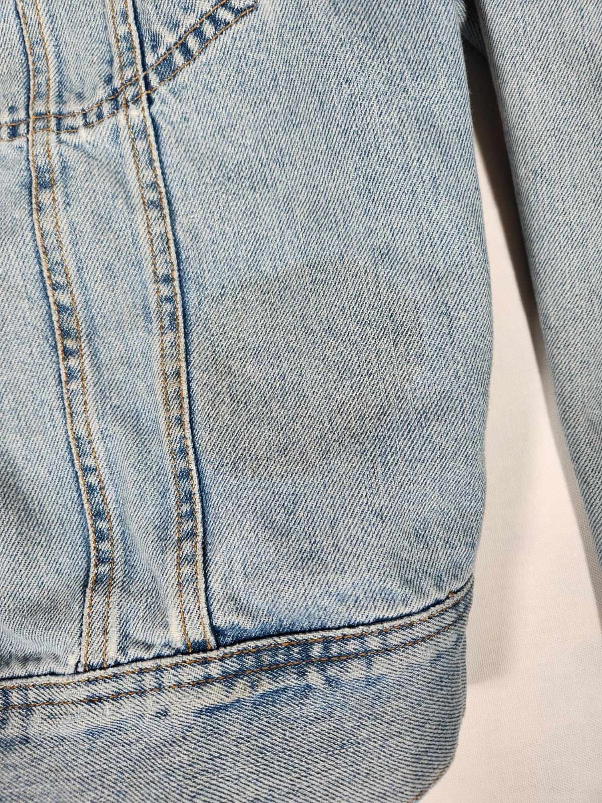 Calvin Klein Jeans Denim Trucker Jacket Light Wash Vintage Style XXL 2XL - product detail image 7