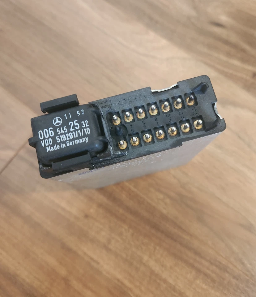 Mercedes Benz 190E W201 W124 1988-93 módulo de control de crucero OEM 005-545-0532 Foto 4 de 4