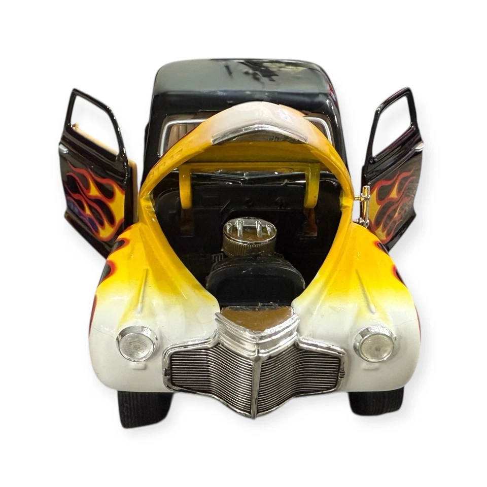 1941 Chevrolet Hot Rod TESTORS 1/43 Scale Diecast Custom Model Car - Image 4 of 4