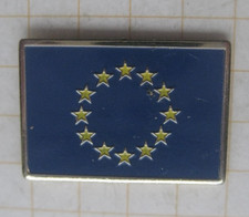 EUROPA / FAHNE ...................................... Städte & Länder-Pin (147f)