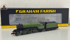 Graham Farish 372-610 LNER V2 4791 LNER Lined Green (Original) 