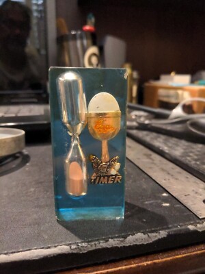 BEAUTIFUL ORIGINAL VINTAGE 1970 S LUCITE EGG TIMER NEW OLD STOCK