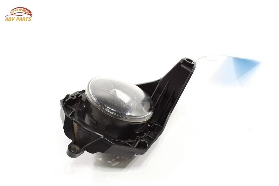 Ford Mustang 2015-2017 luz antiniebla delantera izquierda lado del conductor OEM Foto 3 de 4