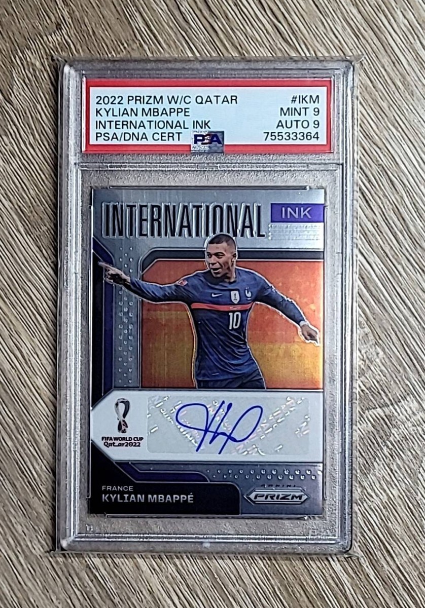 2022 Prizm World Cup Qatar Kylian Mbappé International Ink Auto 
