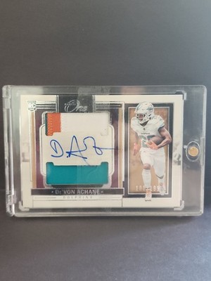 2023 Panini One Rookie Dual Patch Auto De'Von Achane /199 #44 Miami Dolphins