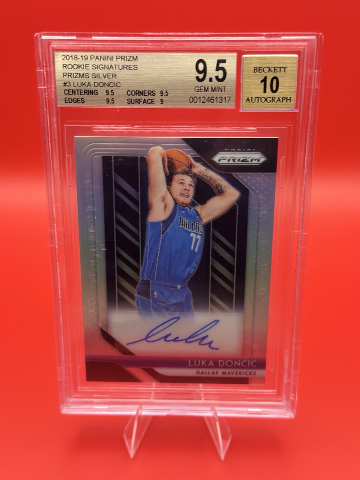 2018-19 Panini Prizm Rookie Signatures Silver #3 Luka Doncic BGS 9.5 Auto 10 RC
