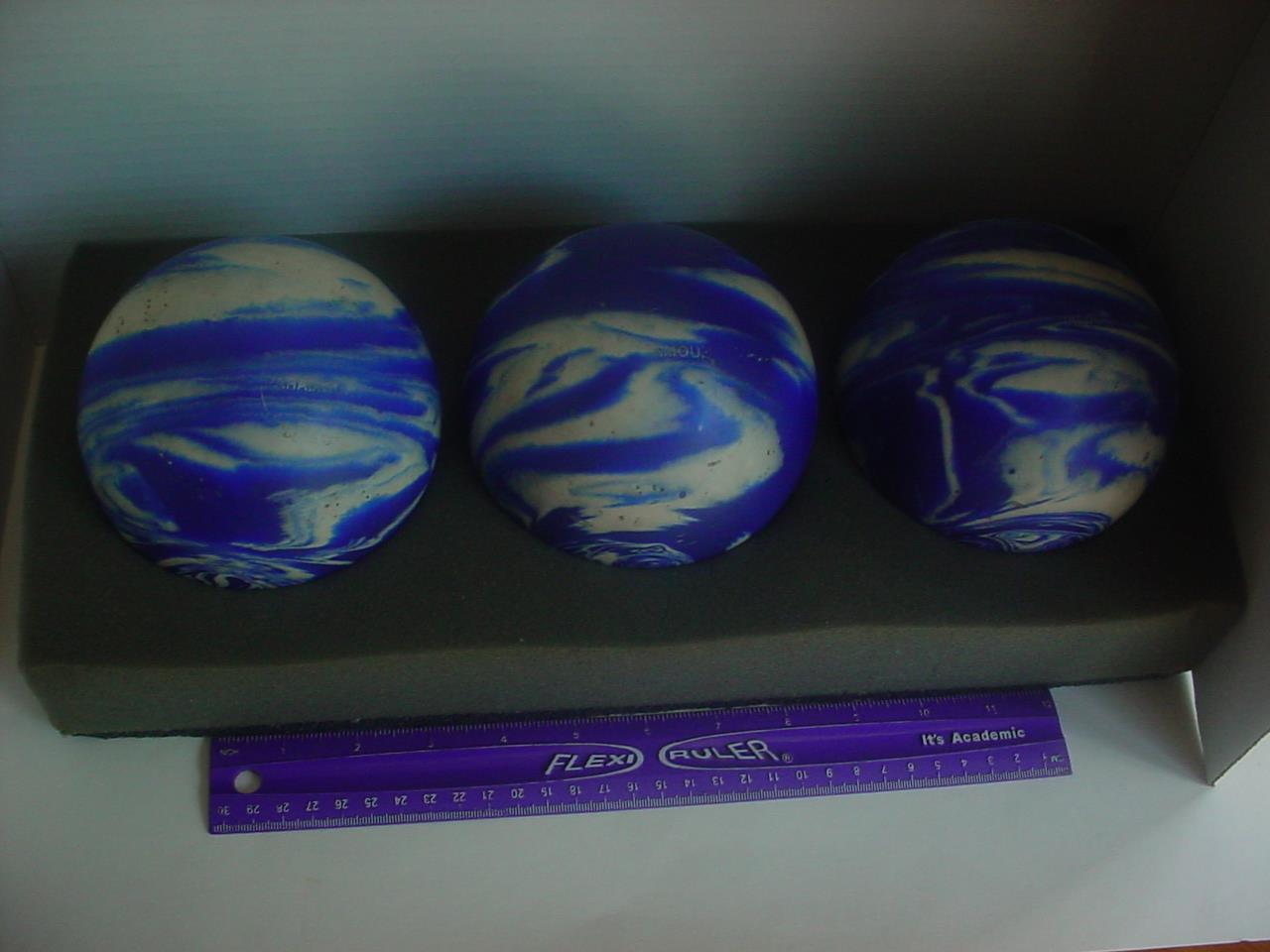 (3) Vintage blue swirl rubber duckpin bowling balls EPCO Paramount 3lbs
