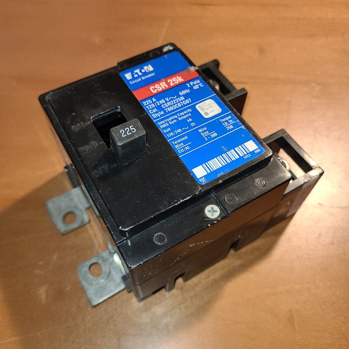 Disjoncteur Principal Eaton CSR2225N 225A - 2 Pôles, 240V, Occasion Non Testé Mais Garantie Remboursement