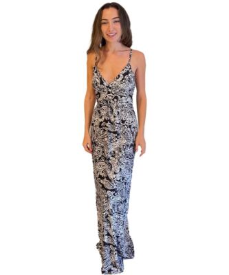 Black & White Maxi Dress Medium Black & White Maxi Dress Medium
