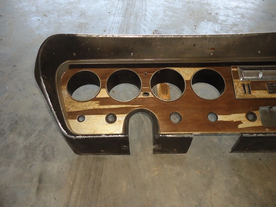 Pontiac Tempest Lemans GTO 1966 bisel de tablero y control de aire acondicionado Foto 2 de 4