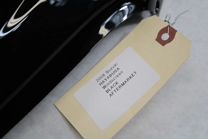 Parabrisas negro 2008 Suzuki GSX1300R Hayabusa Foto 2 de 4