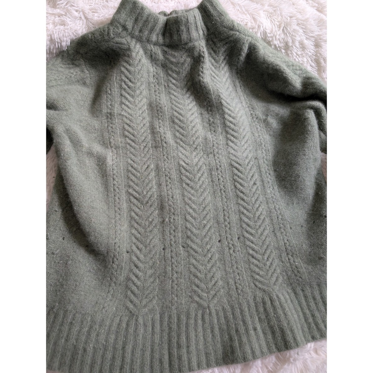 Cambridge Dry Goods Textured Lambs' Wool And Rabbit Blend Sage Zip-Up Cardigan View 4