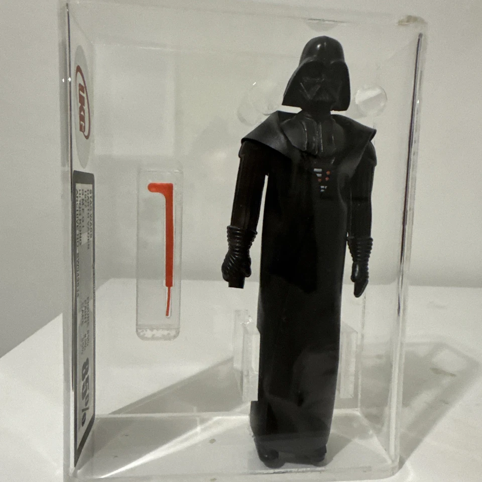 Vintage Star Wars 1977 Darth Vader Figure UKG 85 Not AFA - Image 2 of 4