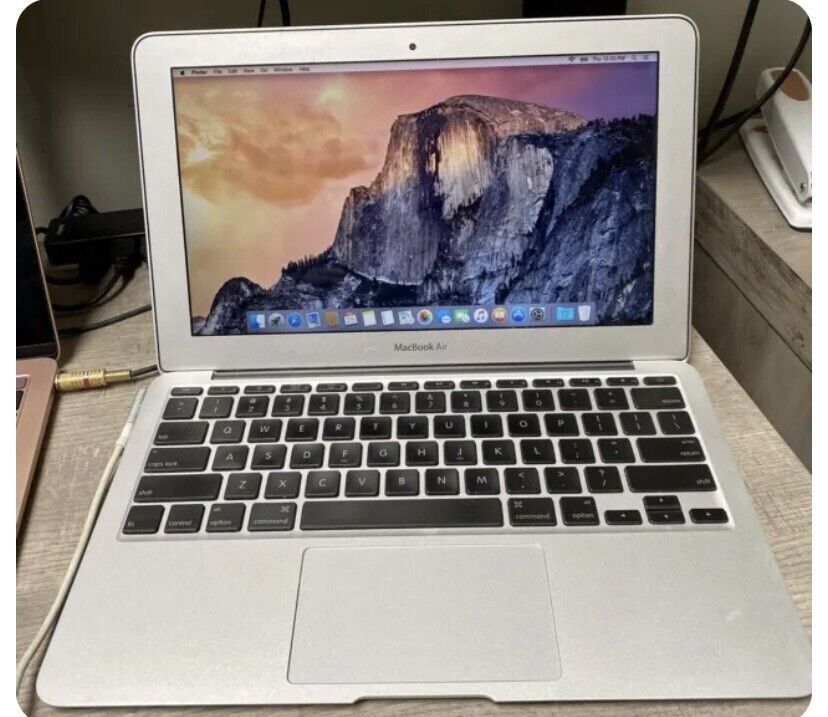 Late 2010 11” Macbook Air A1370 | eBay Late 2010 11” Macbook Air A1370 | eBay