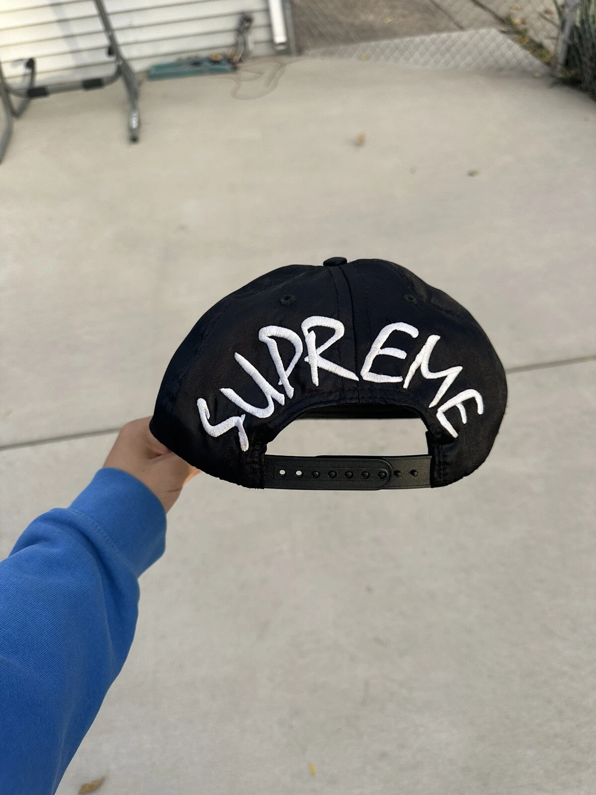 Casquette snapback vintage Supreme noire satin écriture made in USA