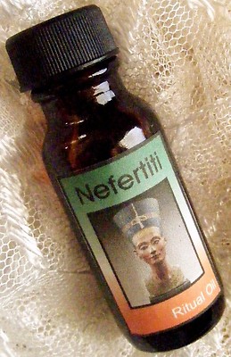 NEFERTITI OIL ~ Love, Seduction, Power, Control, Wealth