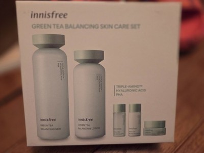 Innisfree Green Tea Balancing Skin Care Set Lotion & Moisturizer Hyaluronic