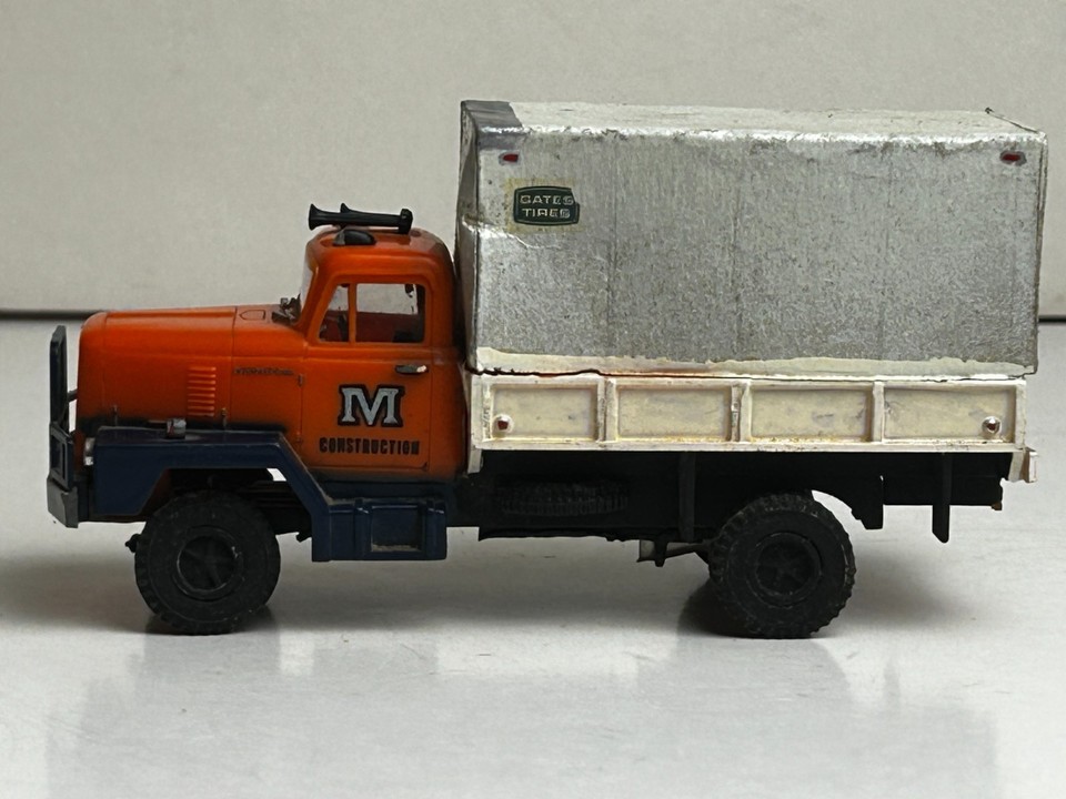 Ideal Motorific 1/32 Scale 1966 International Box Custom Delivery Truck ...