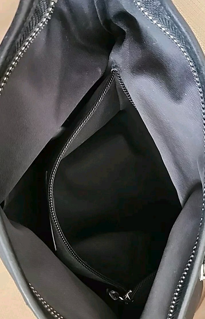 Coach Black Leather Legacy Crossbody Shoulder Bag Hobo Tote Purse