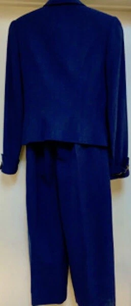 Alberto Makali Blue Pants Suit. Size 4.  Worsted Wool.  Made in the USA - Image 2 of 4