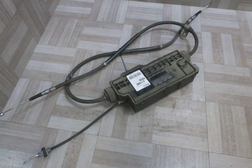 2014 BMW 740i Parking Brake Actuator 3443686804401 Factory OEM Replacement Part Foto 2 de 4