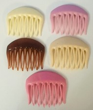 Vintage Lot Of Set Of 5 Pink Brown Cream Plastic Hair Combs