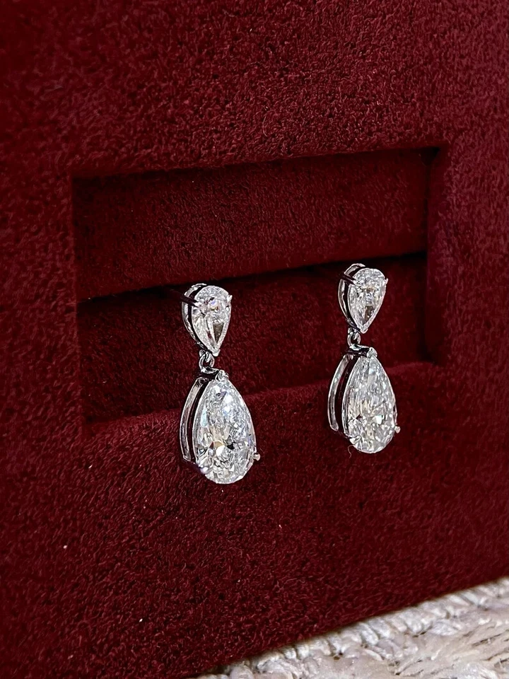 Pendientes colgantes de diamantes cultivados en laboratorio de peras 4TCW para regalo de Año Nuevo oro blanco de 14 k Foto 3 de 4