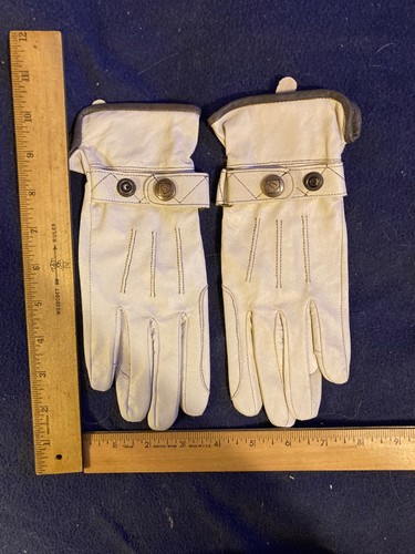 NEW Size 7.5 Light Beige Leather Riding Gloves