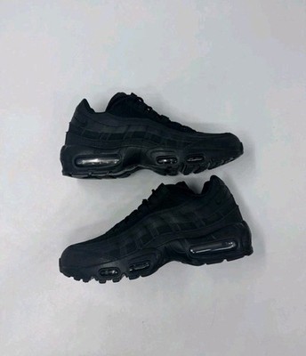 Nike Air Max 95 Essential Triple Black CI3705-001 Men's Size 8.5