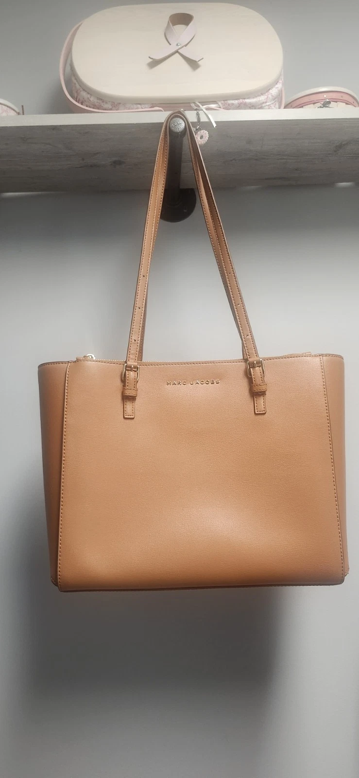 Marc Jacobs The Commuter Tote Handbag- Tan Barely used