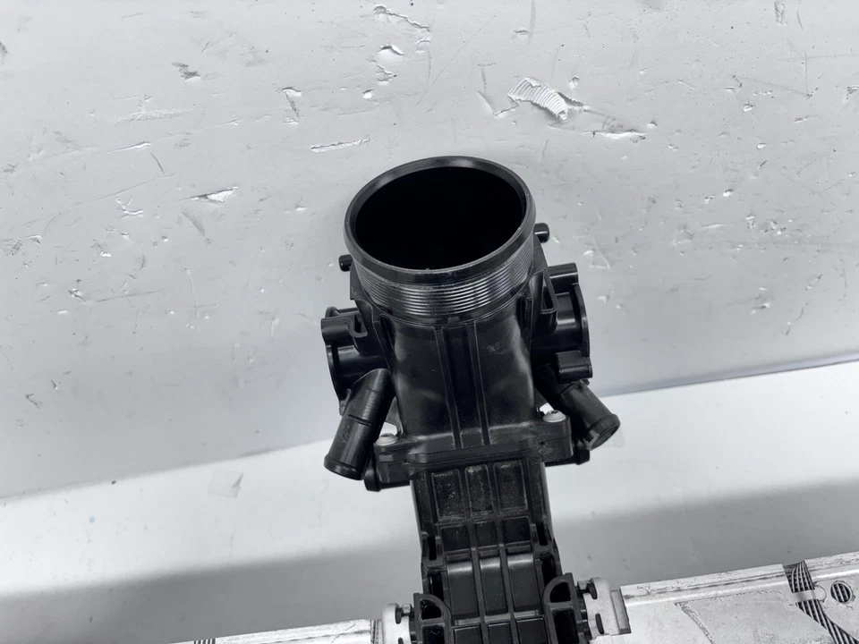 2020 2021 2022 2023 2024 PORSCHE 911 OEM GENUINE INTERCOOLER 992145805f - Image 4 of 4