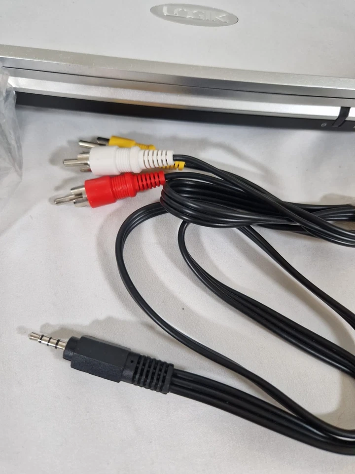 Logik Portable DVD Player 8.5 Inch Screen - Image 4 of 4