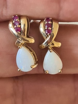 Natürliche Rubin und Tropfen Opal Ohrringe gepunzt für 9 kt Gold 375 Gelbgold