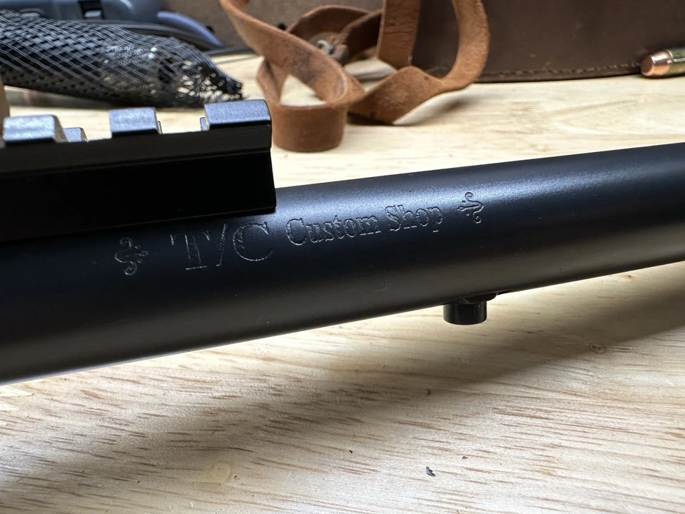 Contender Thompson Center 6 mm TCU 15” Custom Shop mate con troqueles Hornady gratis Foto 2 de 4