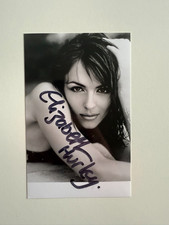 Elizabeth Hurley - podpisana/podpisana karta z autografem zdjęcie - AK - aktorka telewizyjna