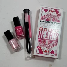 LONDONTOWN Queen of Hearts Galentine's Day Pink Lakur Manicure Set, NEW in Box