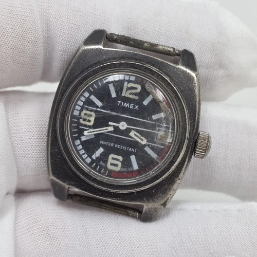 Vintage Rare Timex Mechanical Wind Up Wrist Watch Date Dial England 31mm Unisex
