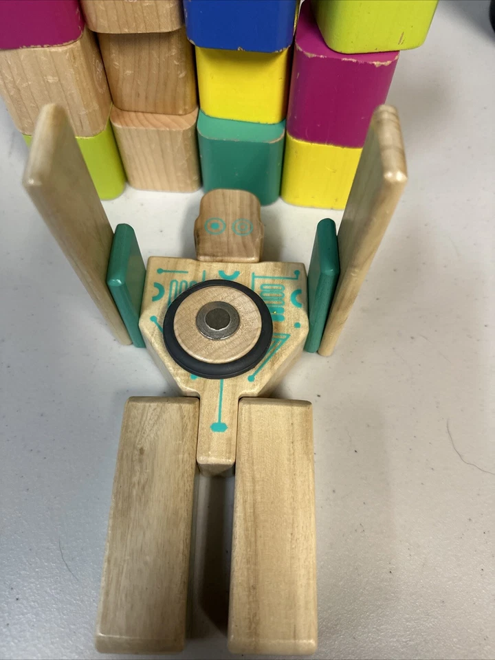 Juego de bloques magnéticos de madera Tegu Magbot, 1-99 años, lote de 9 piezas + 14 bloques Foto 2 de 4