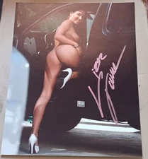 LIZZ TAYLER PORN ADULT FILM STAR SIGNED AUTOGRAPHED 8x10 PHOTO WITH KISS