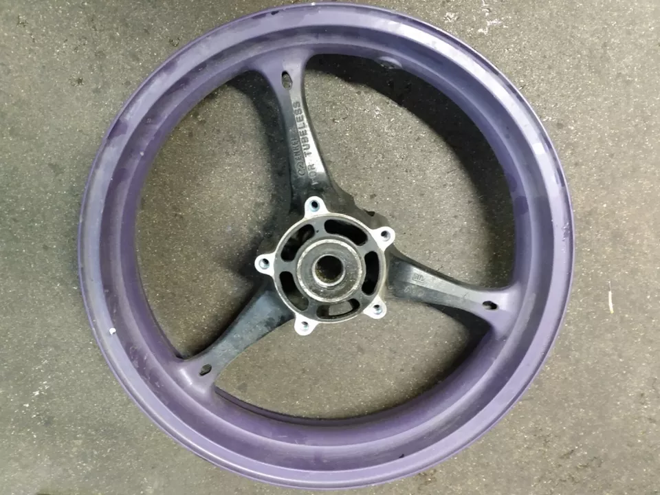 2005-2008 GSXR 1000 2006-2007 600 750 OEM FRONT WHEEL RIM - Image 2 of 4