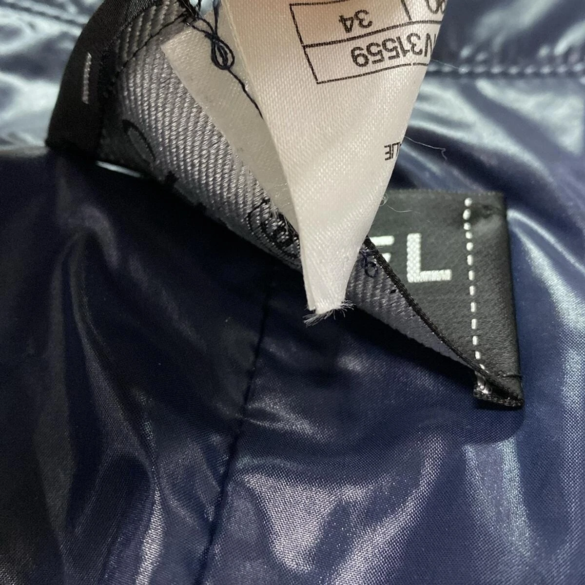 Giacca leggera donna originale CHANEL P43461 nylon navy scuro poliuretano