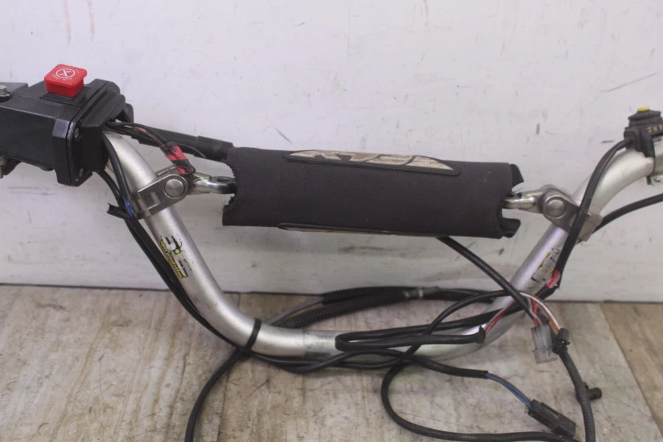 Manillar Polaris Dragon 800 2010 con controles y cable Foto 3 de 4