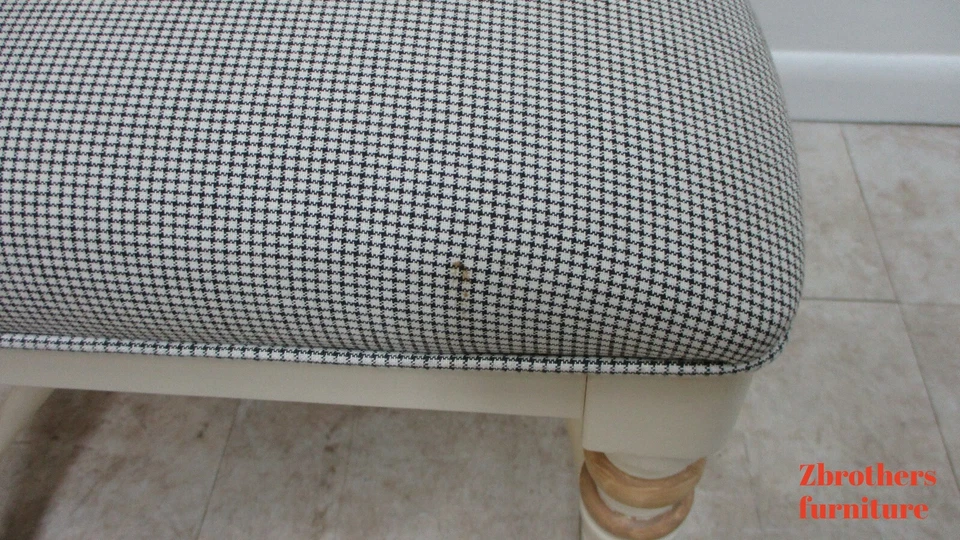 2 sillas laterales de comedor francesas con respaldo de globo decoradas con pintura para muebles Lexington B Foto 4 de 4