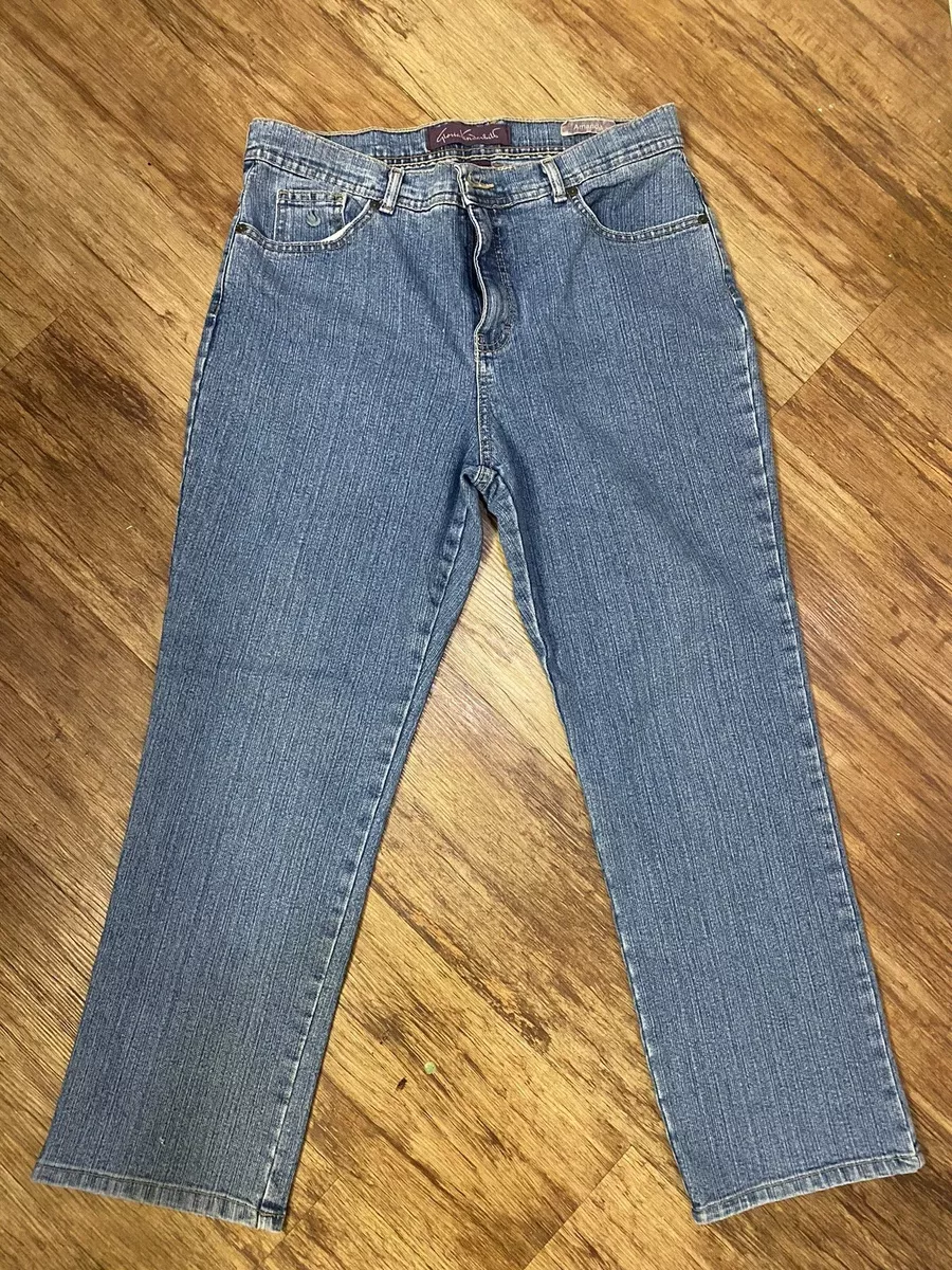 Gloria Vanderbilt Amanda jeans size 8 Petite inseam 25