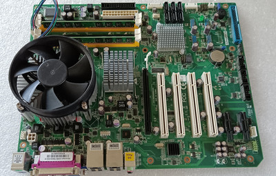 Gebraucht AIMB-766 Rev.A1 + CPU Intel Core2 Quad Q9400, 4 Gb Ram und Netzteil