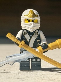 LEGO Ninjago Zane Minifigure The Final Battle 70504 njo0076 (read)
