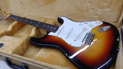 [Fender Japan] ST62-58US 3TS Stratocaster 3 Tone Sunburst Crafted in Japan 2002