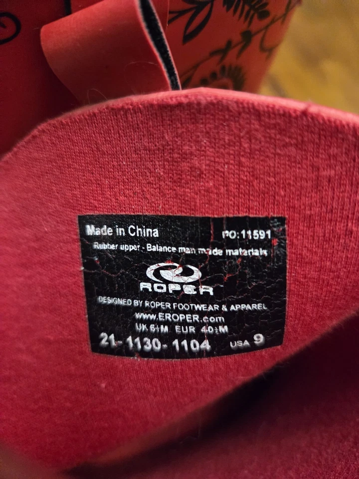 Botas de lluvia vaqueras de goma rojas Roper para mujer con patrón floral talla 9 (se adapta a estrechas) Foto 3 de 4