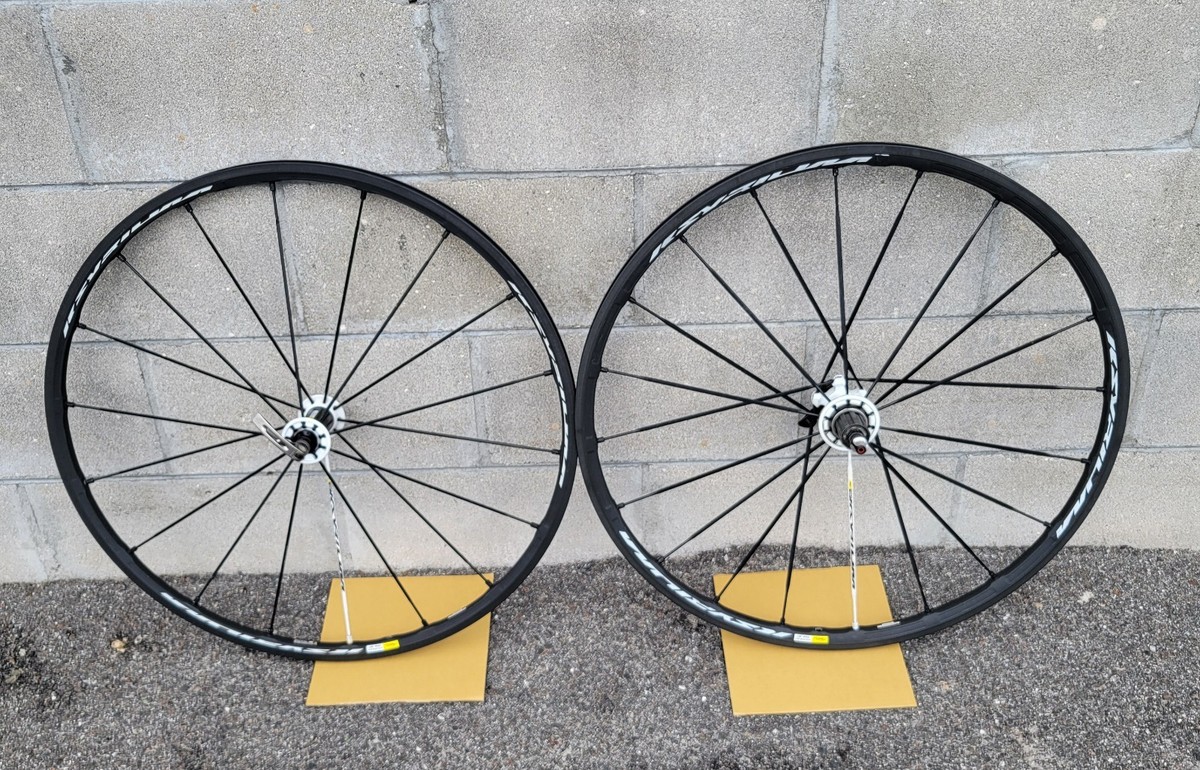 MAVIC - MAVIC COSMIC SLE EXALITH(後,KSYRIUM SLE(前 BLACK.jpg